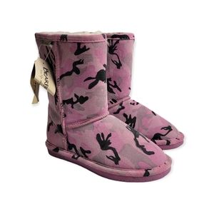 Bearpaw Shoes | Nwt Bearpaw Fur Lined Pink Camo Boots | Color: Pink | Size: 7 | Swankythreads's Closet